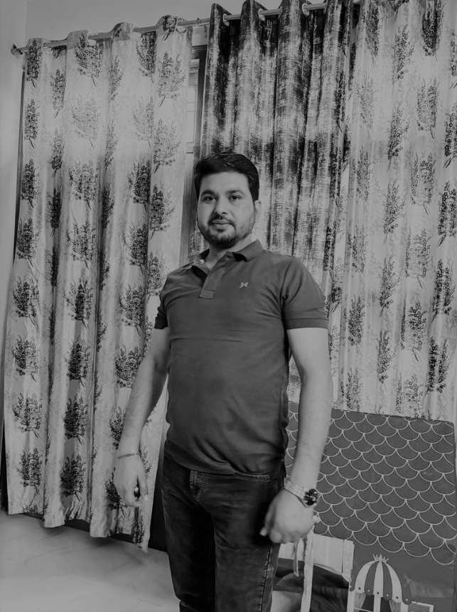 Er.  Narender – Site Engineer